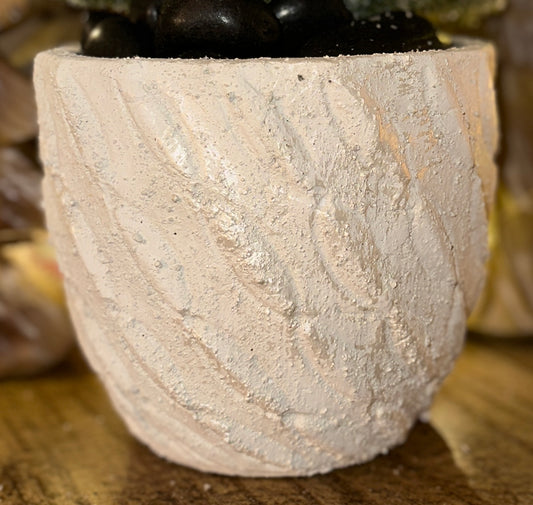 Diagonal Textured Pot