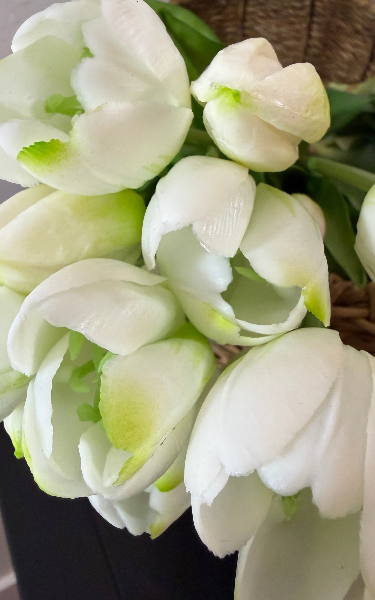 16" Tulip Real Touch Lifelike Bunch (Multiple Colors)