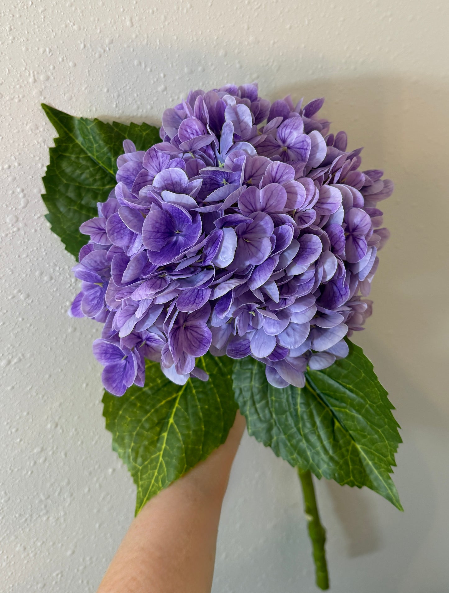 Real Touch Hydrangea Stems- 21in (purple)