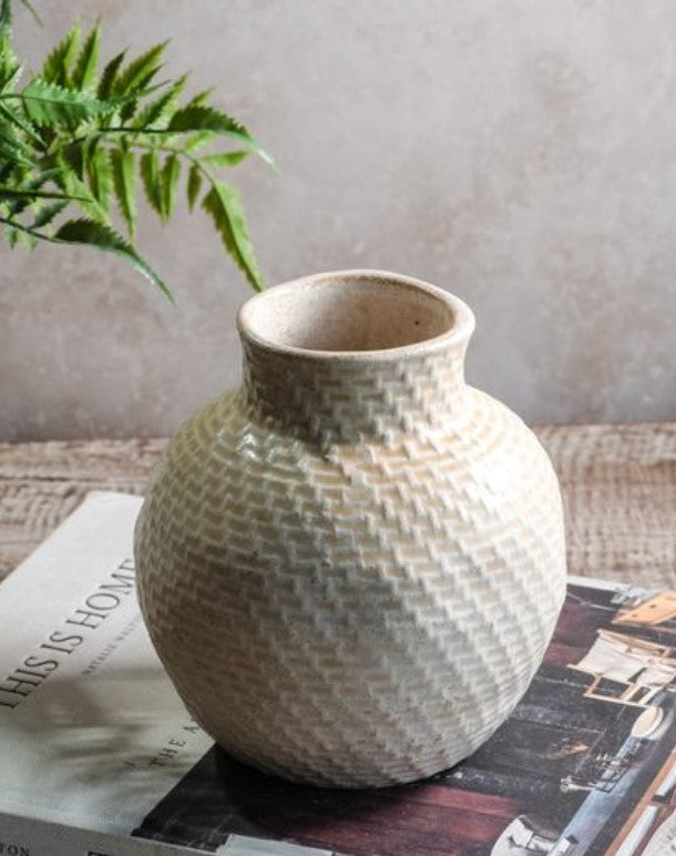 CREAM BALL VASE 6"