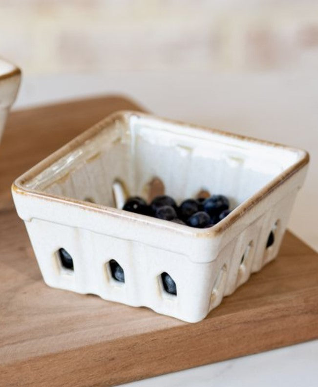 BERRY BASKET LATTE SPLATTER 4.7"