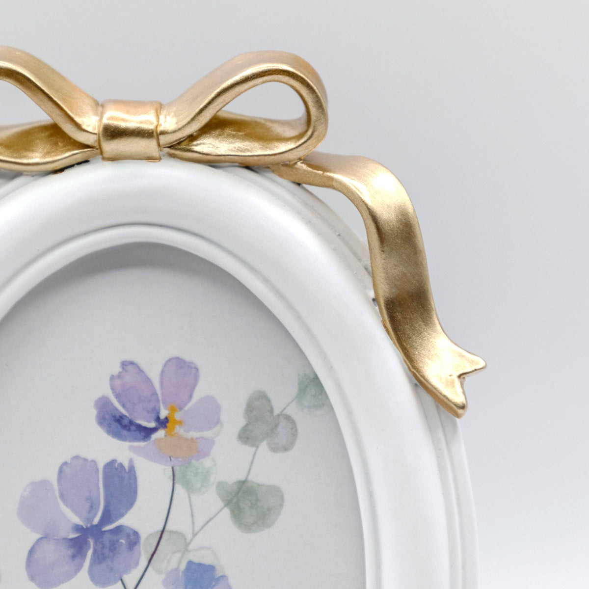 White Oval Picture Frame with Gold Bow Accent, 5x7