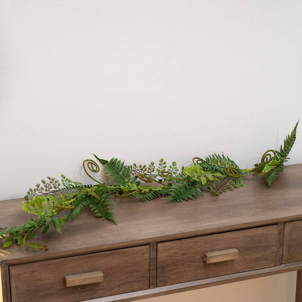 Fiddle Fern Garland