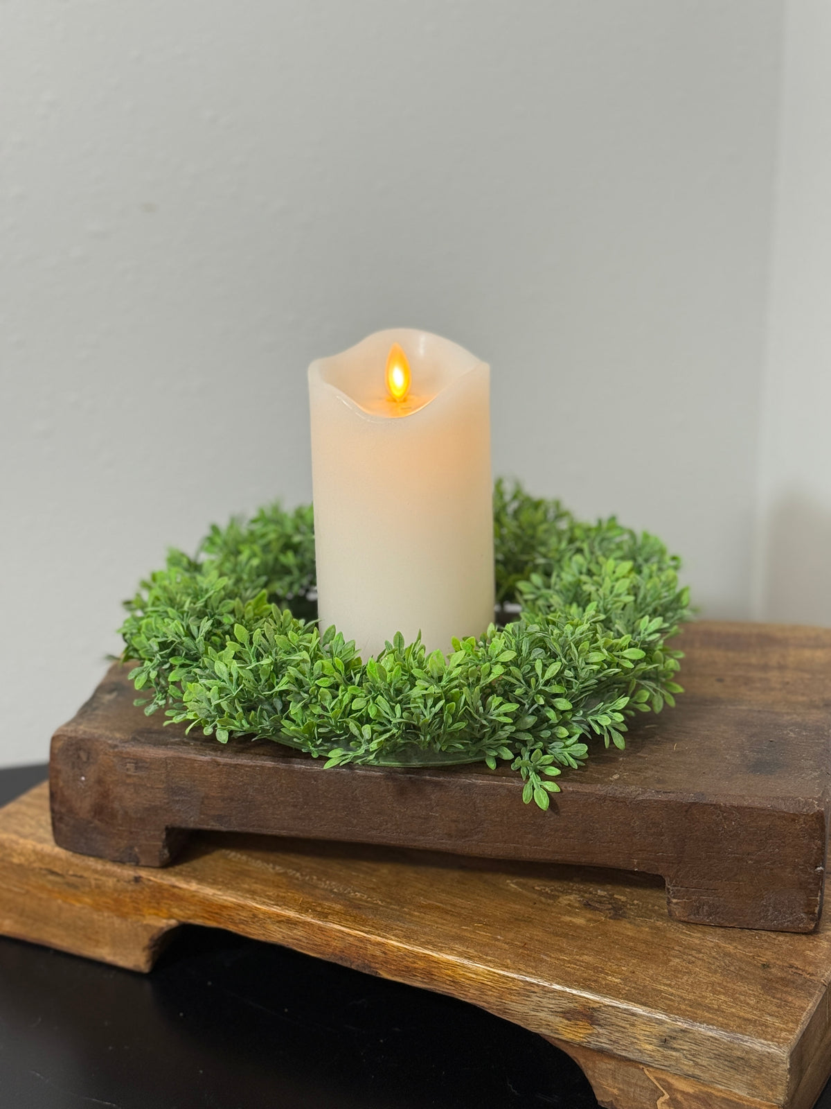 Small leaf Large candle ring