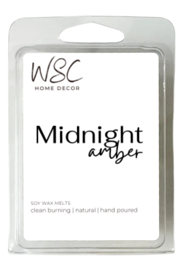 🌌 Midnight Amber – 12oz Soy Candle & Wax Melts