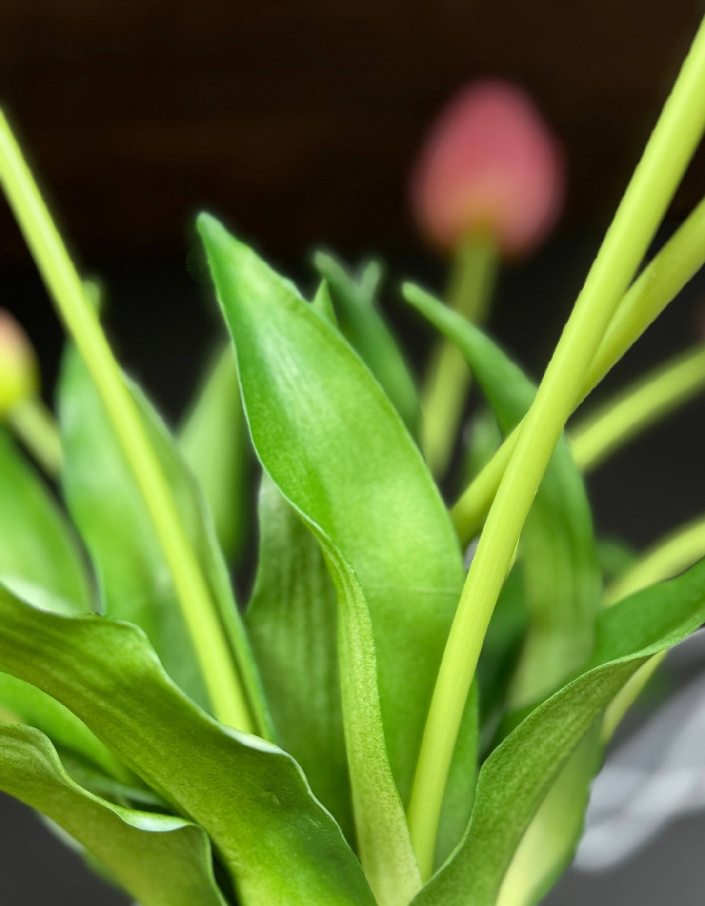 16" Tulip Real Touch Lifelike Bunch (Multiple Colors)