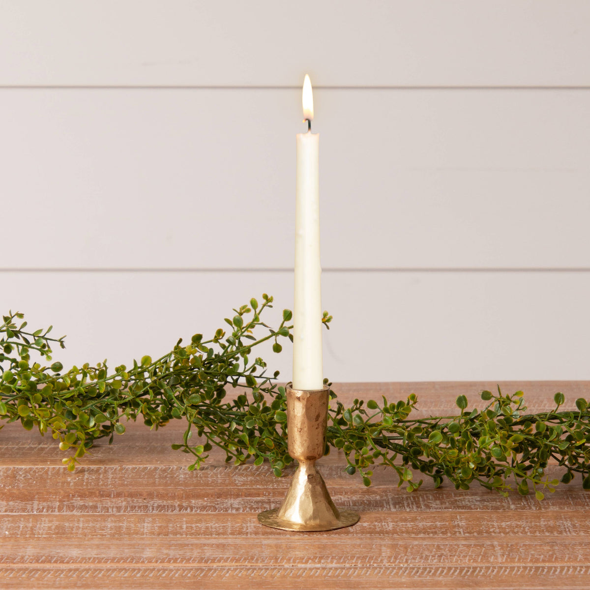 Gold Tone Hammered Taper Holder