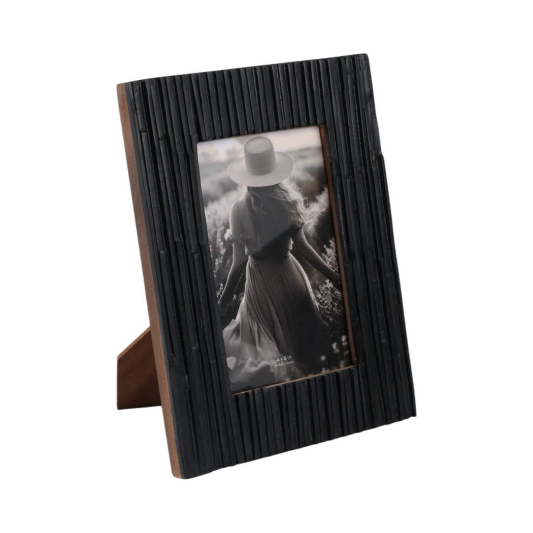 Black Contemporary Wood/ Resin Jagged Photo Frame - 4x6"
