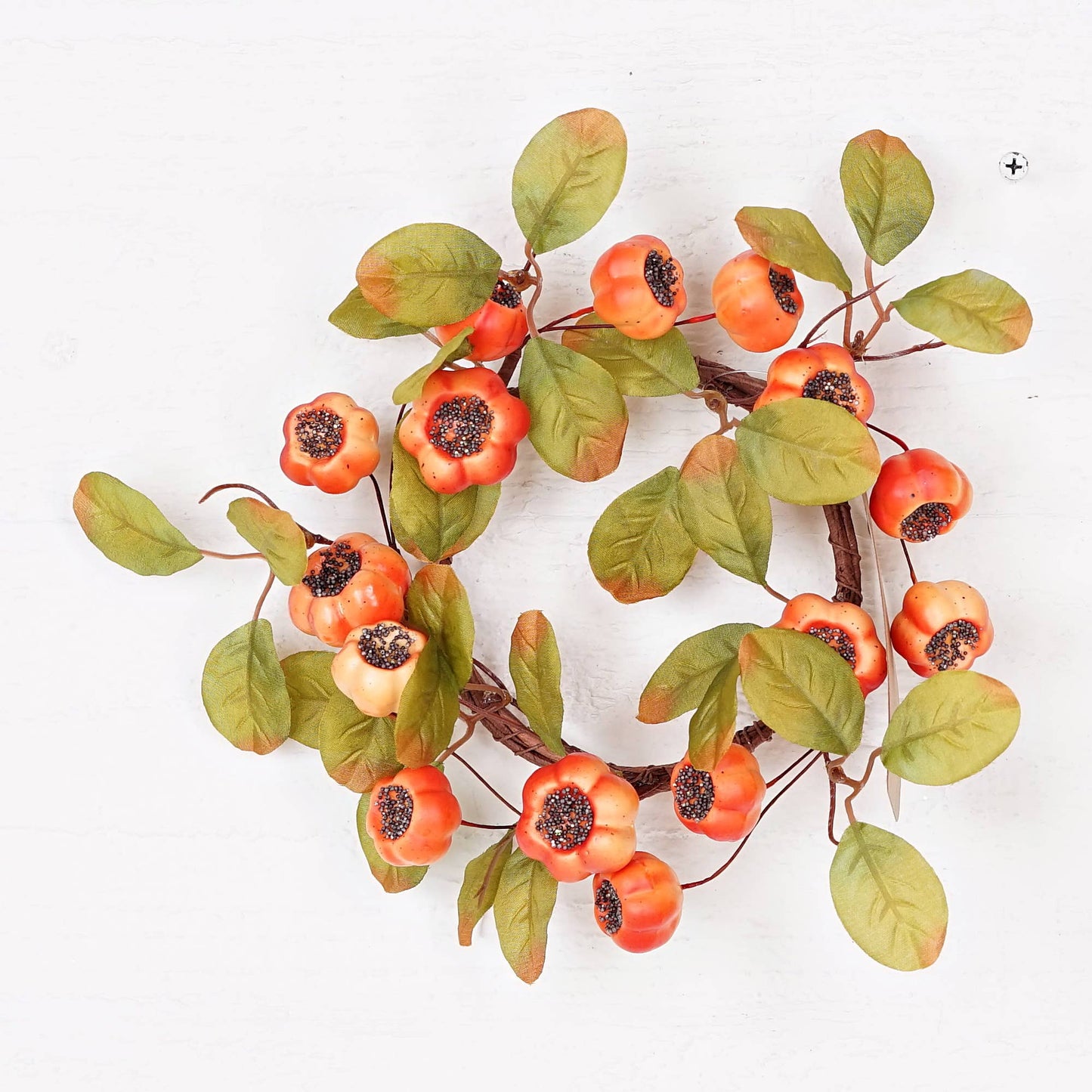 Mixed Podka Pods ring with leaves (4")
