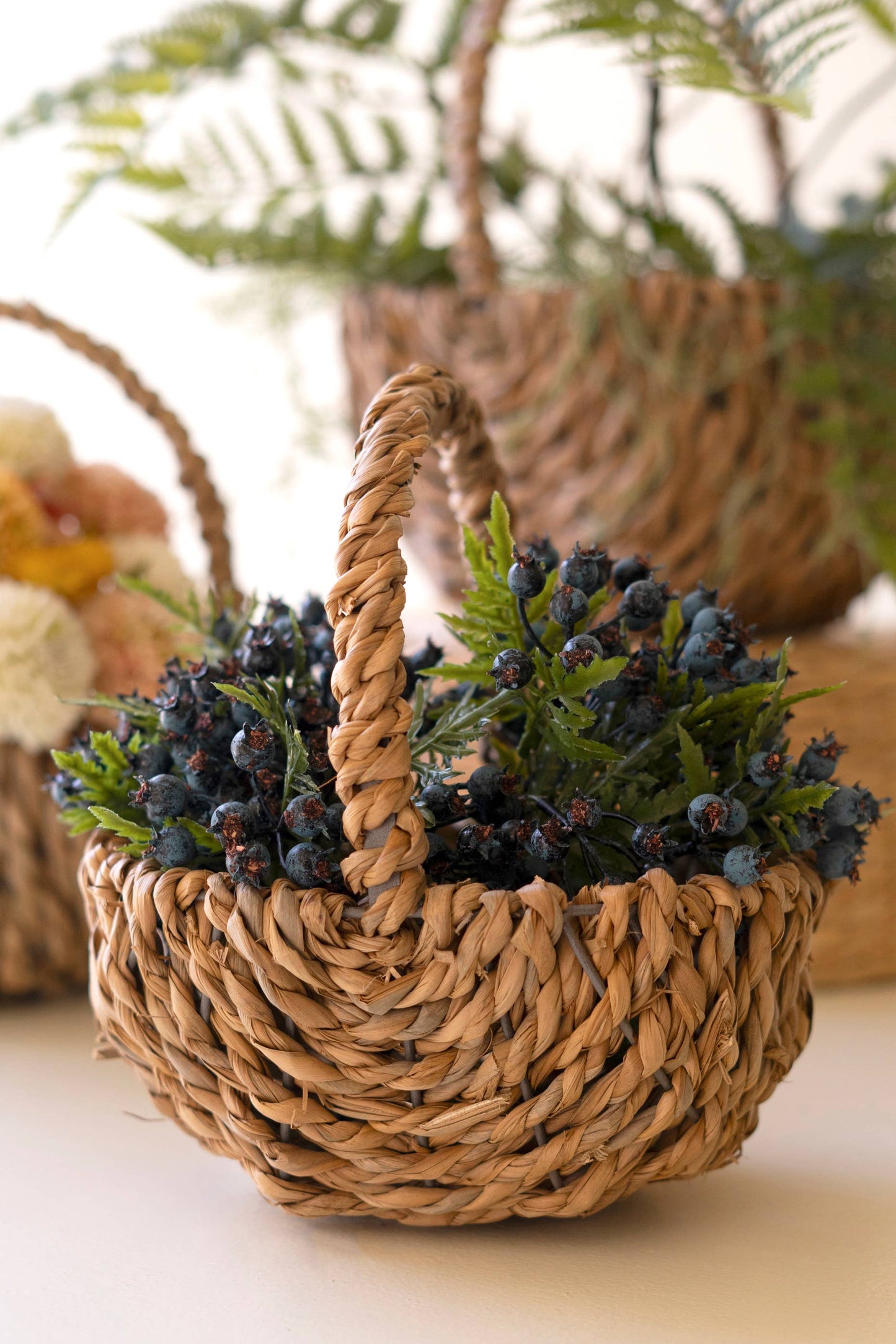 WOVEN SEAGRASS BASKETS WITH HANDLES (set of 3)