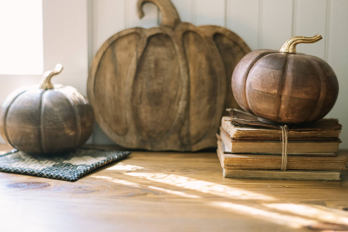 Rustic Mango Wood Pumpkin 7"