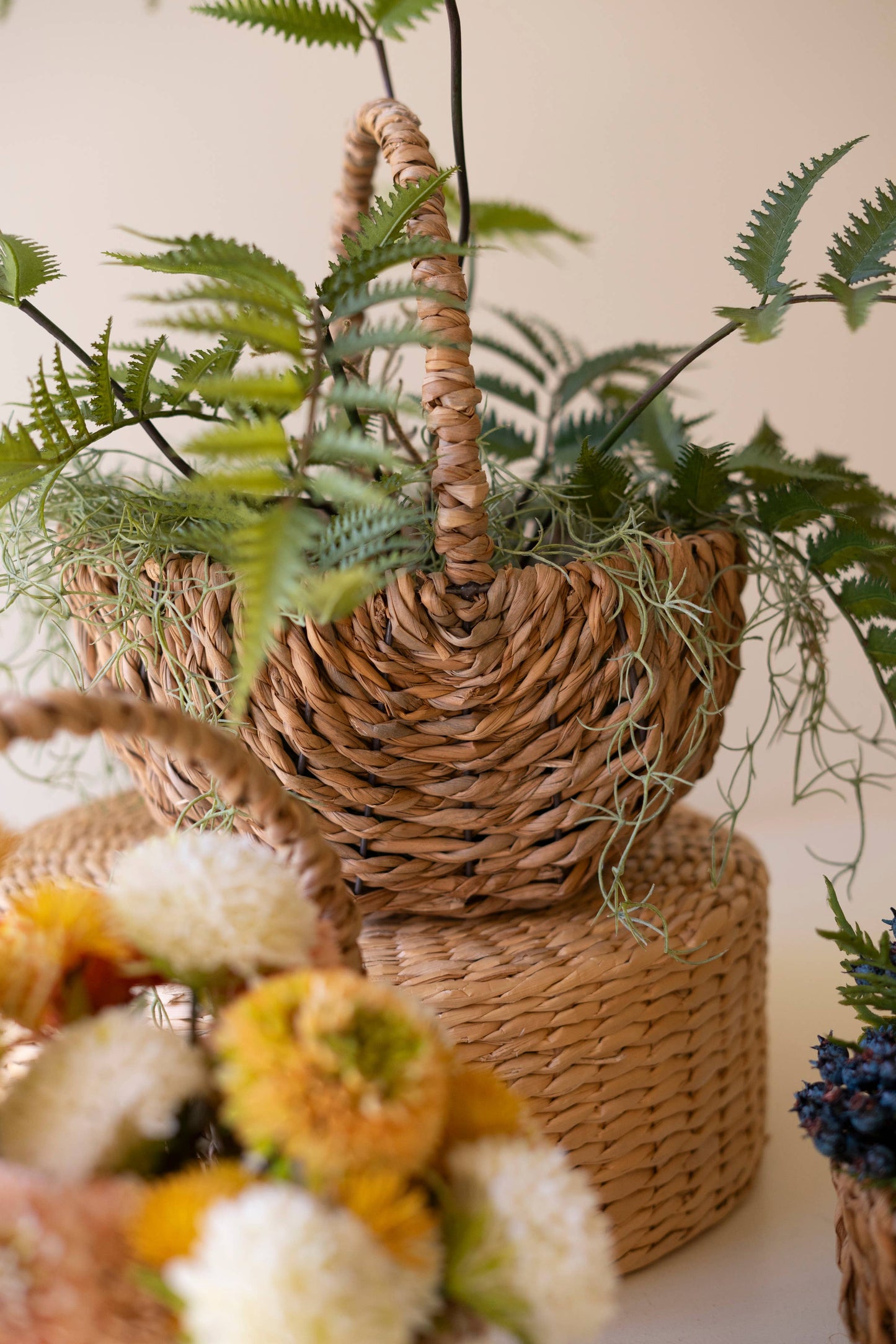 WOVEN SEAGRASS BASKETS WITH HANDLES (set of 3)