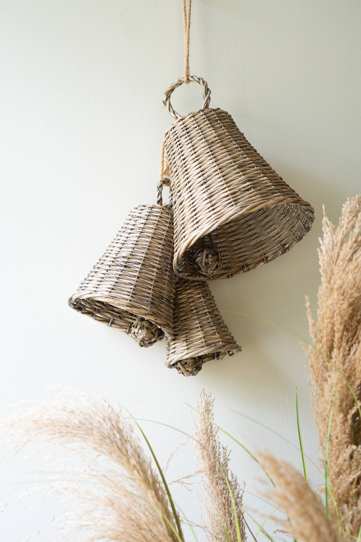WOVEN WILLOW CHRISTMAS BELLS (set of 3)