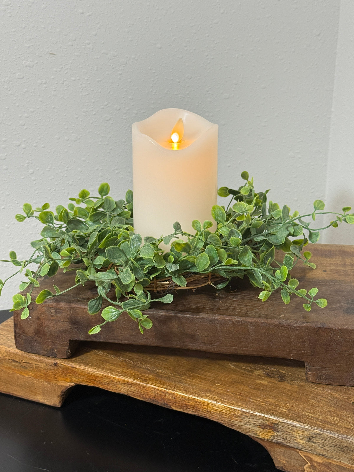 Small Seraph candle ring