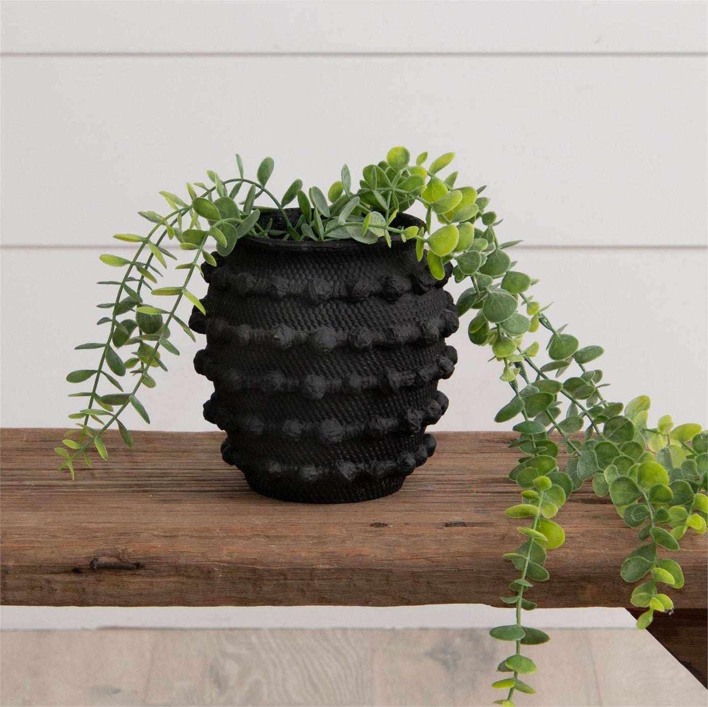 Textured Knot Cement Vase (2 colors)