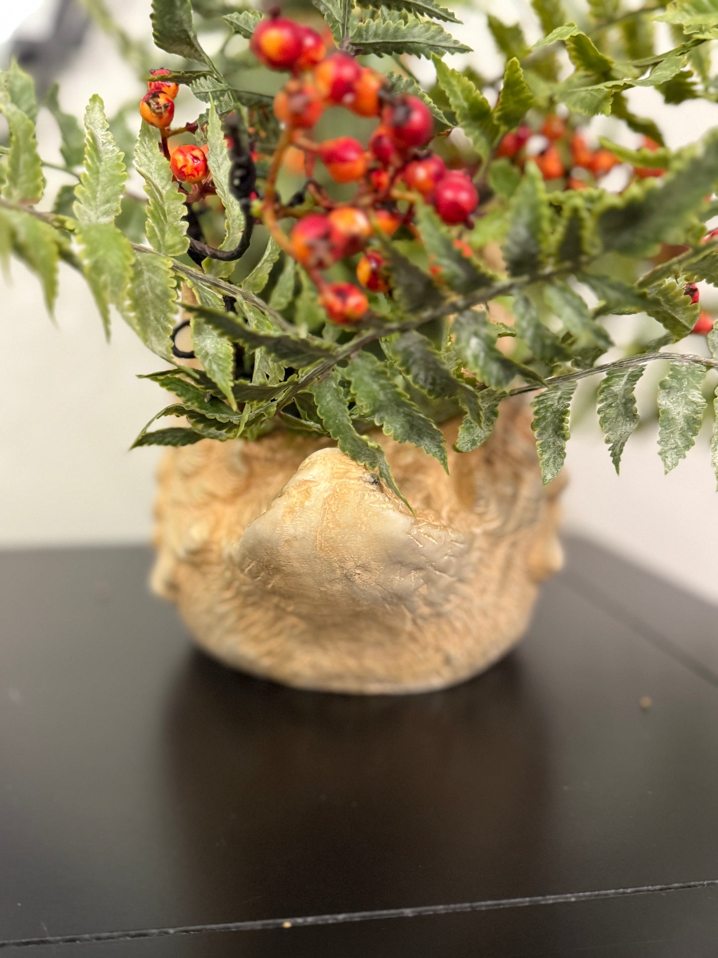 RESIN GOOSE PLANTER