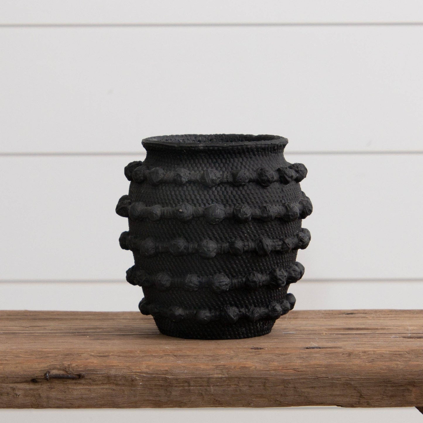 Textured Knot Cement Vase (2 colors)