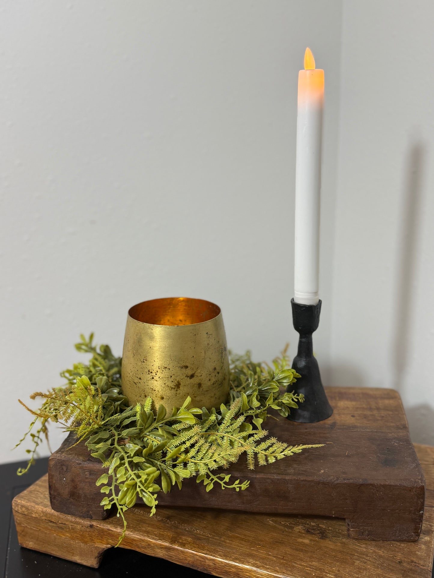 Mixed Fern Candle Ring 6"