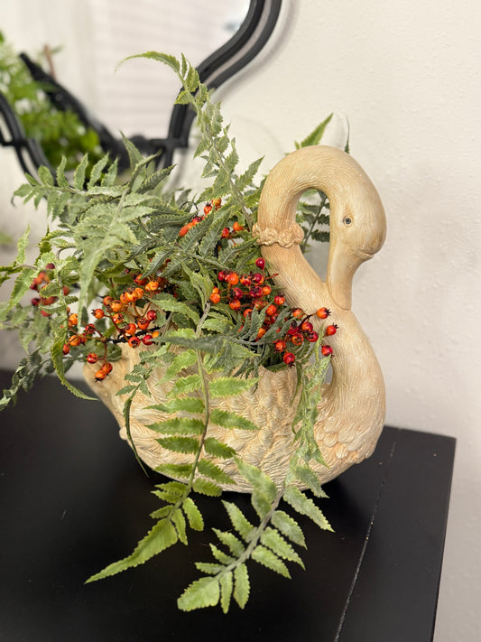 RESIN GOOSE PLANTER