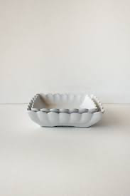 Scalloped square bowl (2 sizes)