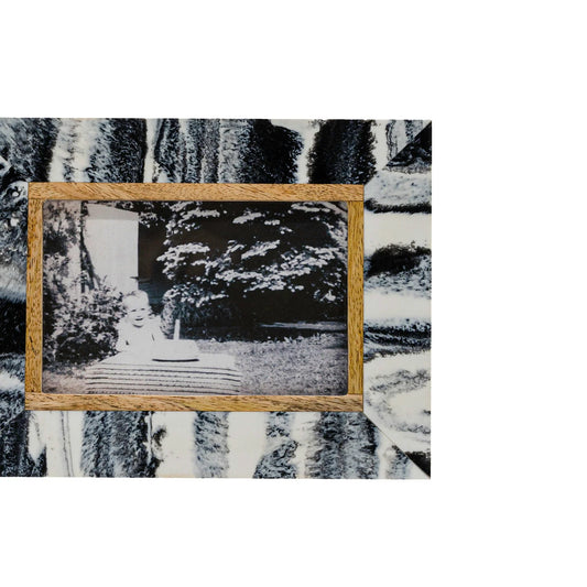 KAI MARBLED PICTURE FRAME RESIN BLACK 4X6