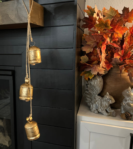 Rustic Gold Cowbell Cluster