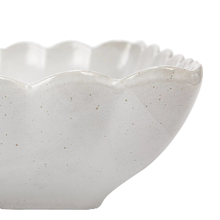 Scalloped square bowl (2 sizes)