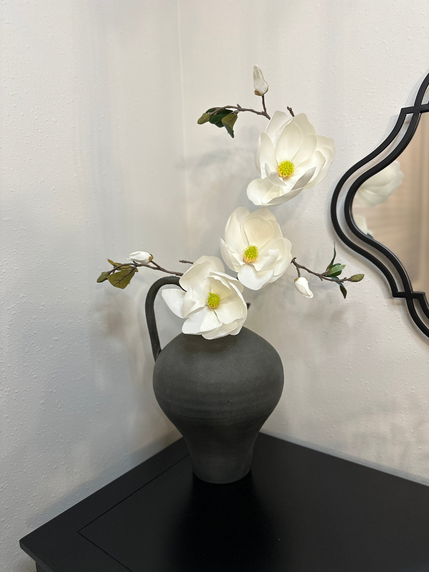 22.5" Magnolia Spray (White)