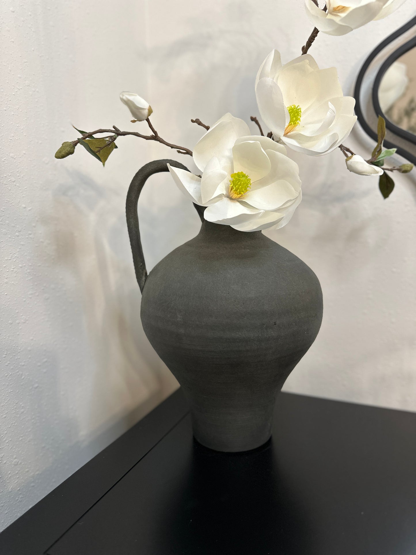 22.5" Magnolia Spray (White)