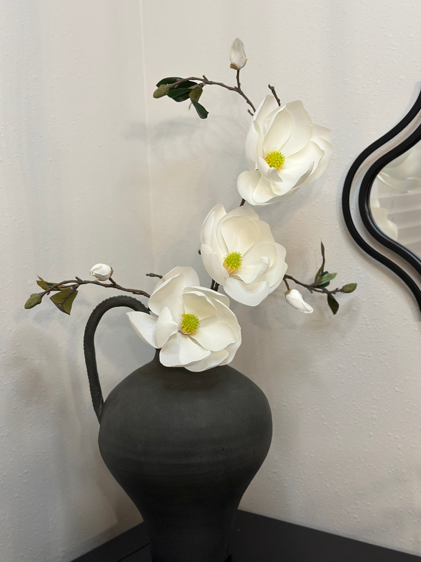 22.5" Magnolia Spray (White)