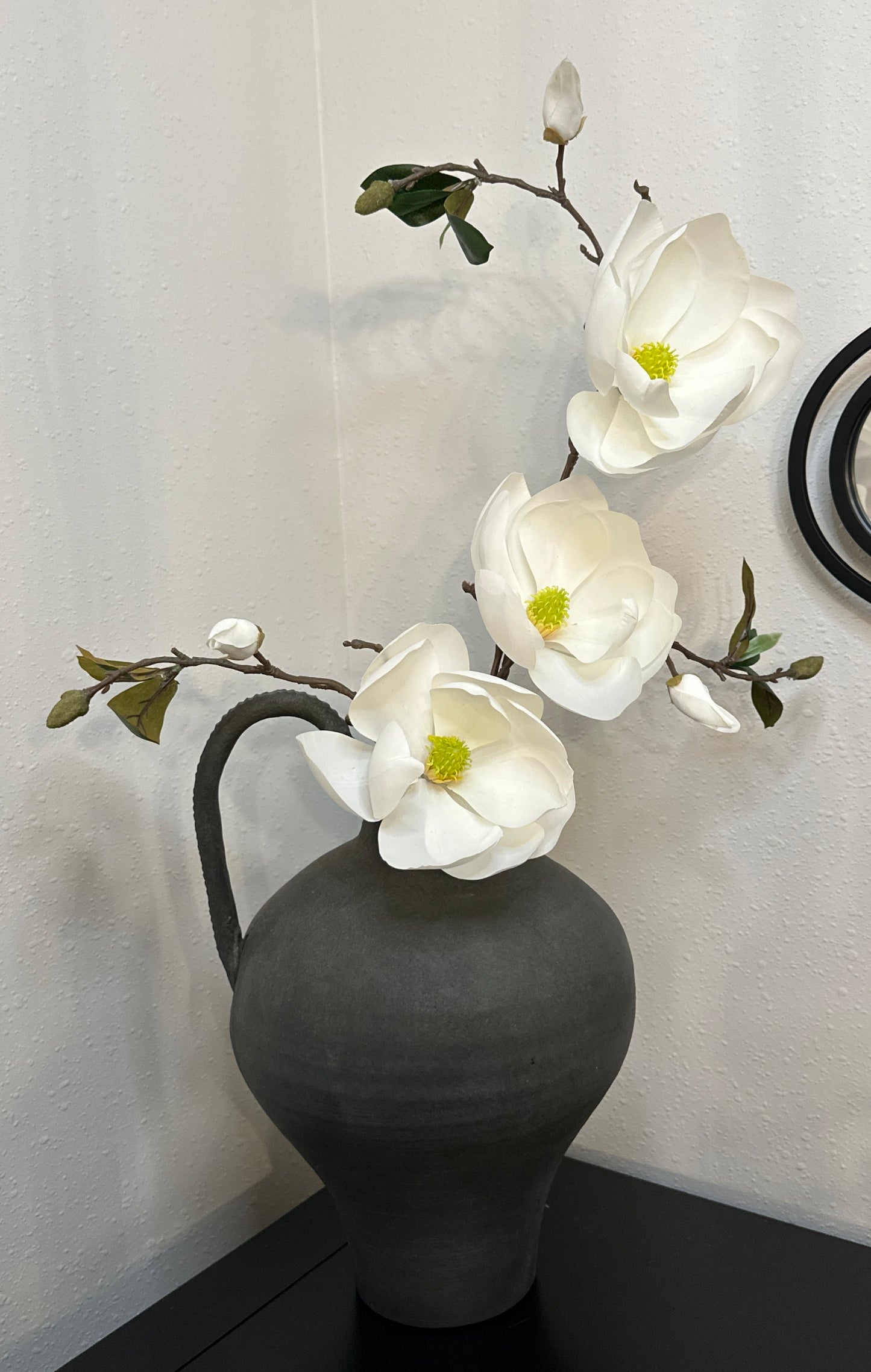 22.5" Magnolia Spray (White)