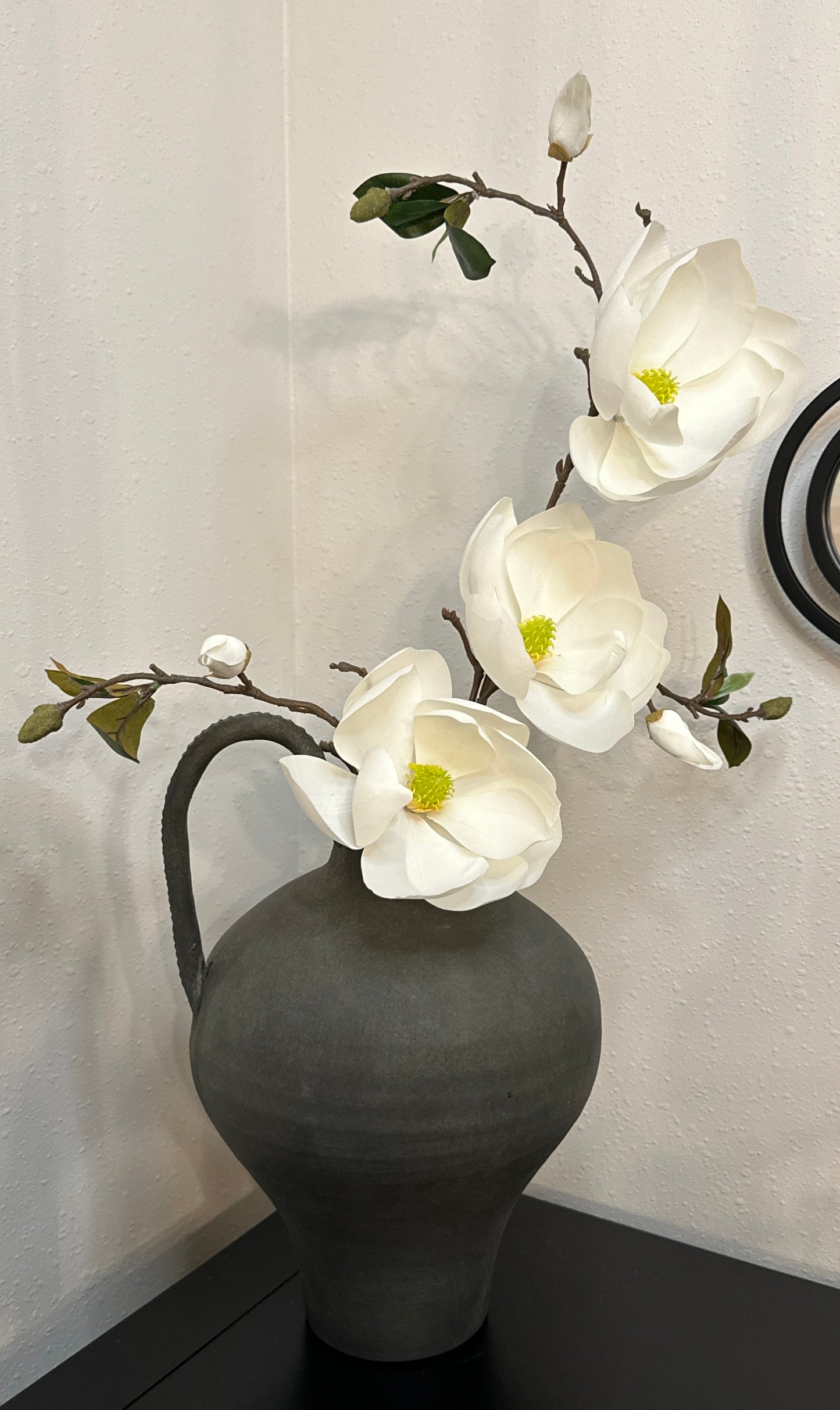 22.5" Magnolia Spray (White)
