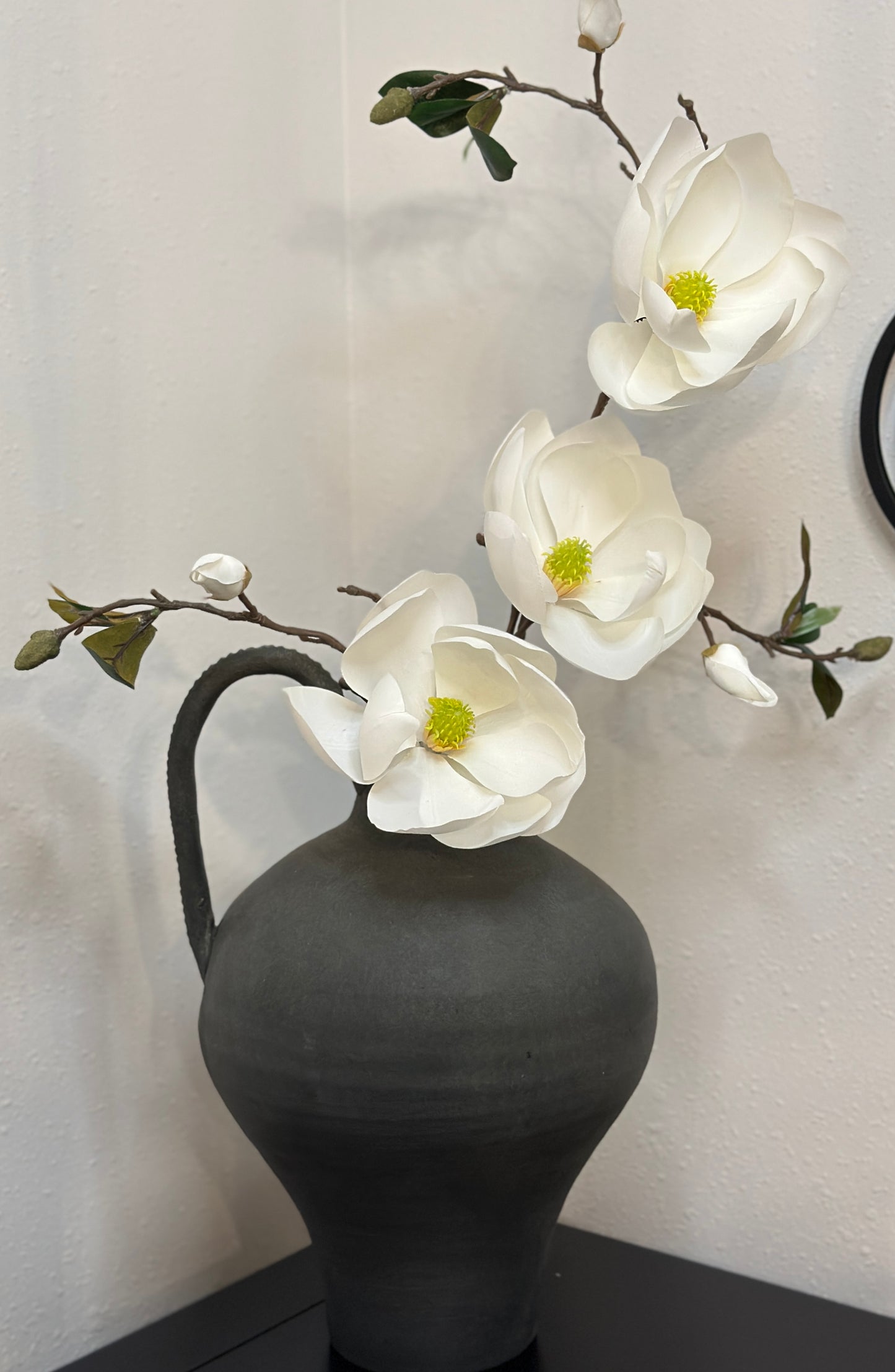 22.5" Magnolia Spray (White)