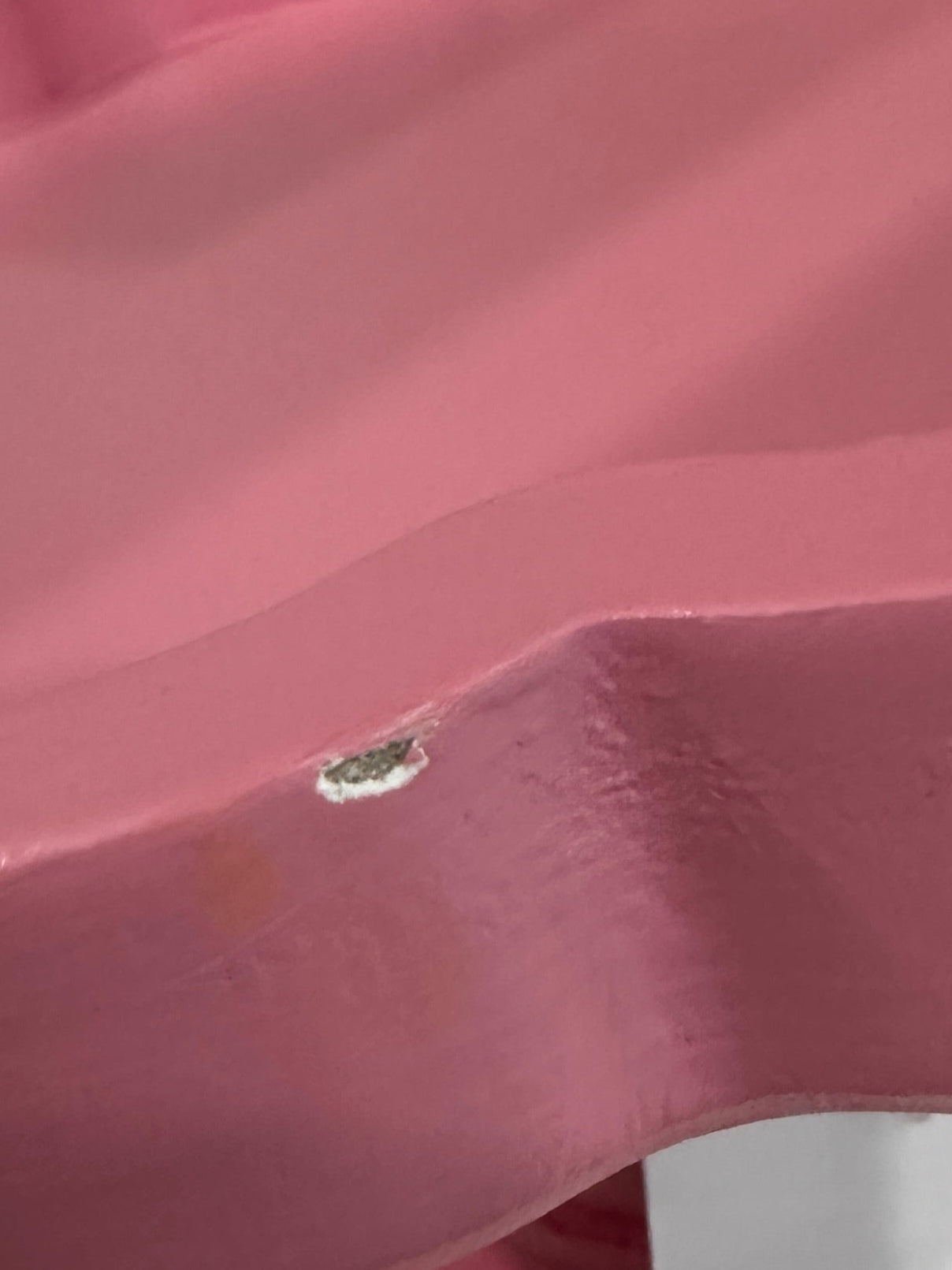 Scratch & Dent: Small Pink Cake Riser (#1)