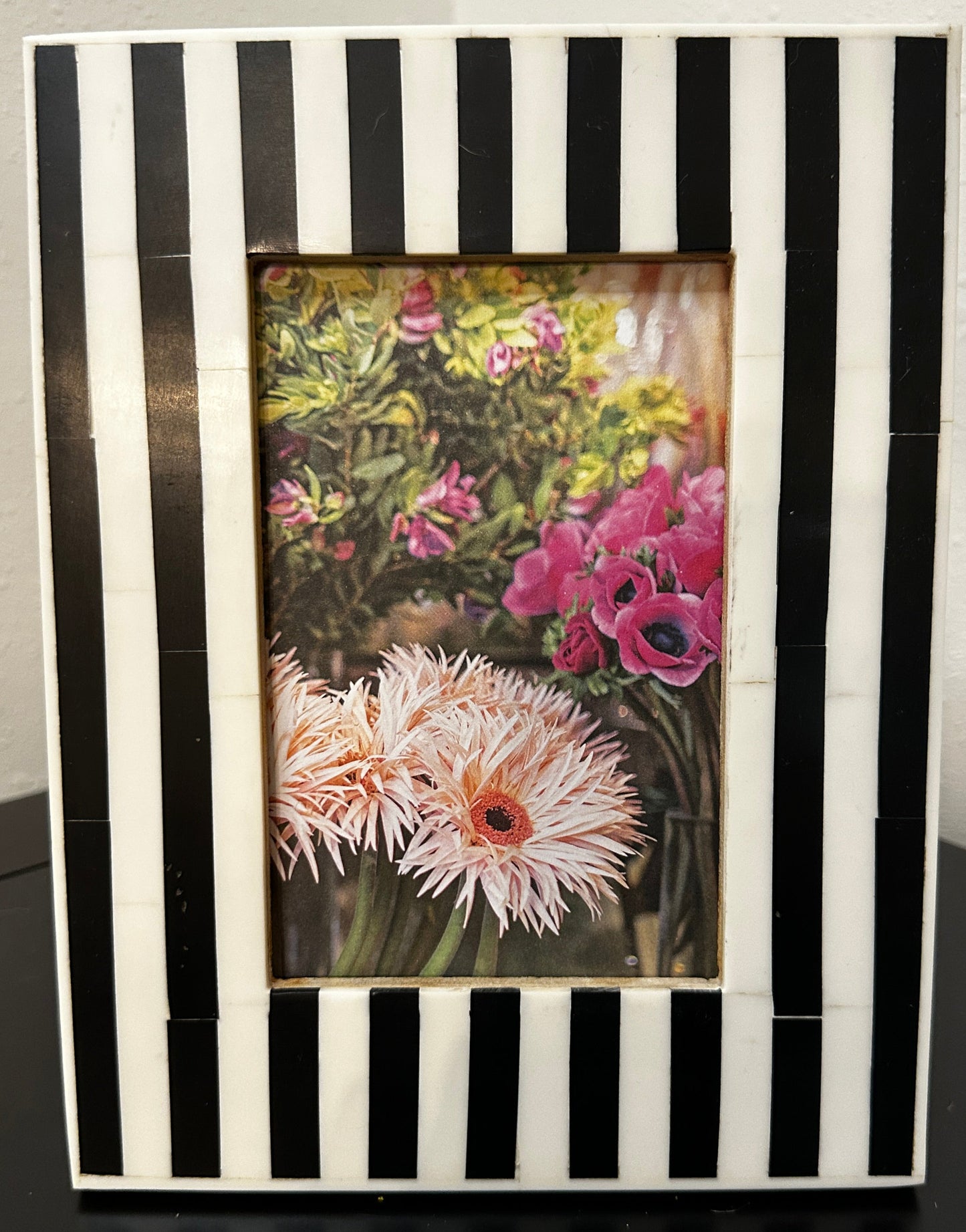 Scratch Dent: Black and White stipe photo frame
