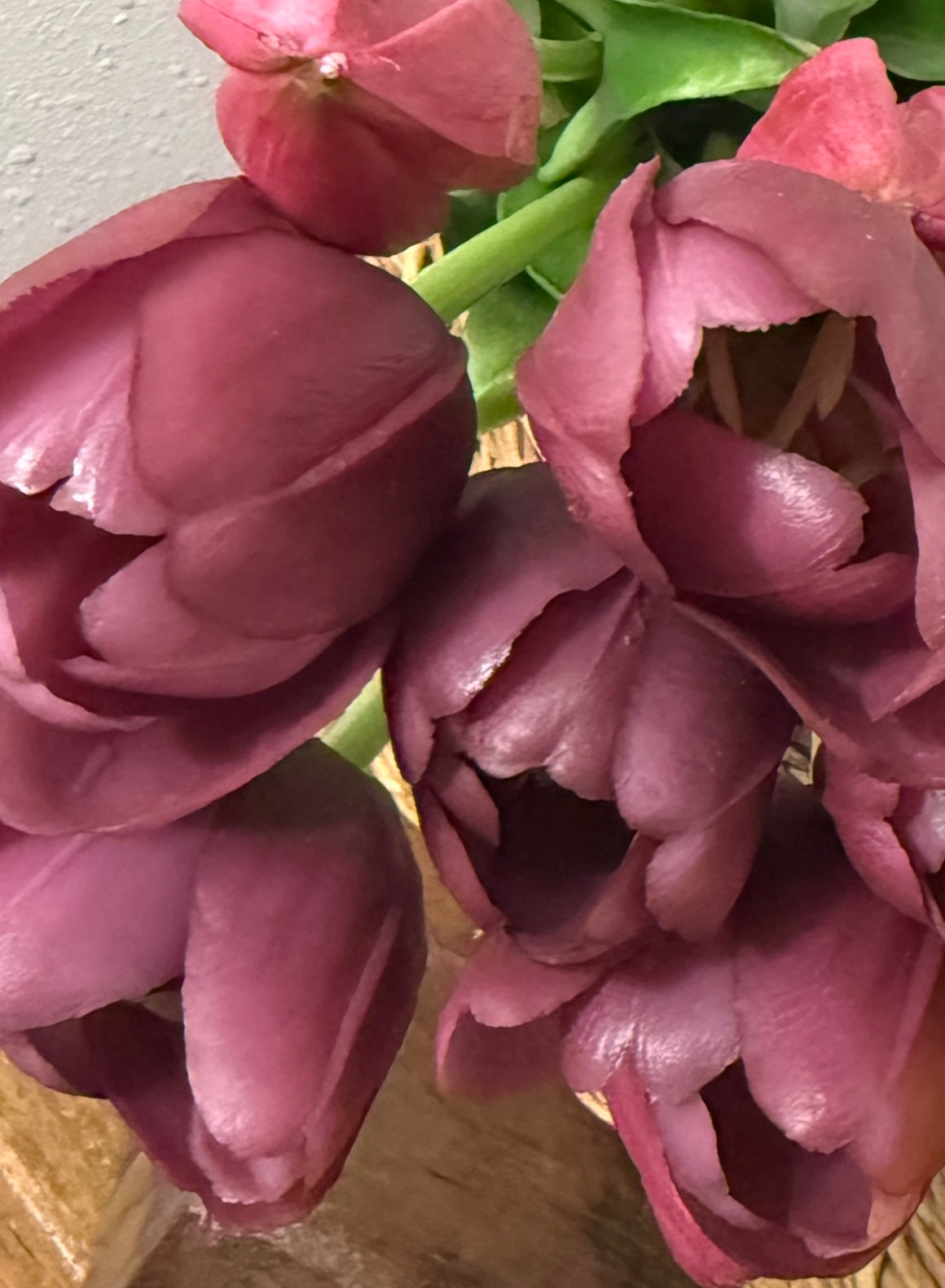 16" Tulip Real Touch Lifelike Bunch (Multiple Colors)