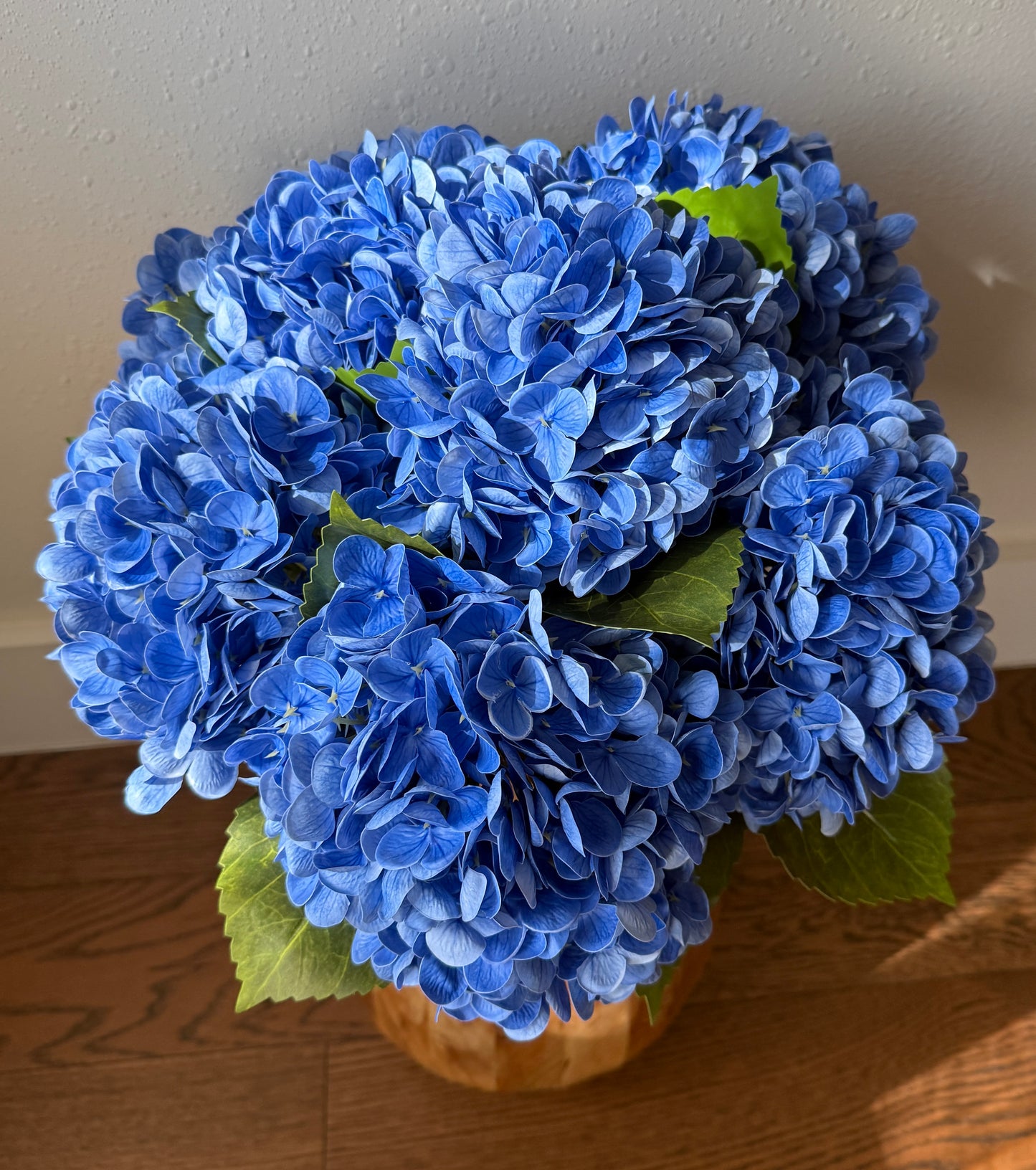 Real Touch Hydrangea Stems- 22.5in (Multiple Colors)
