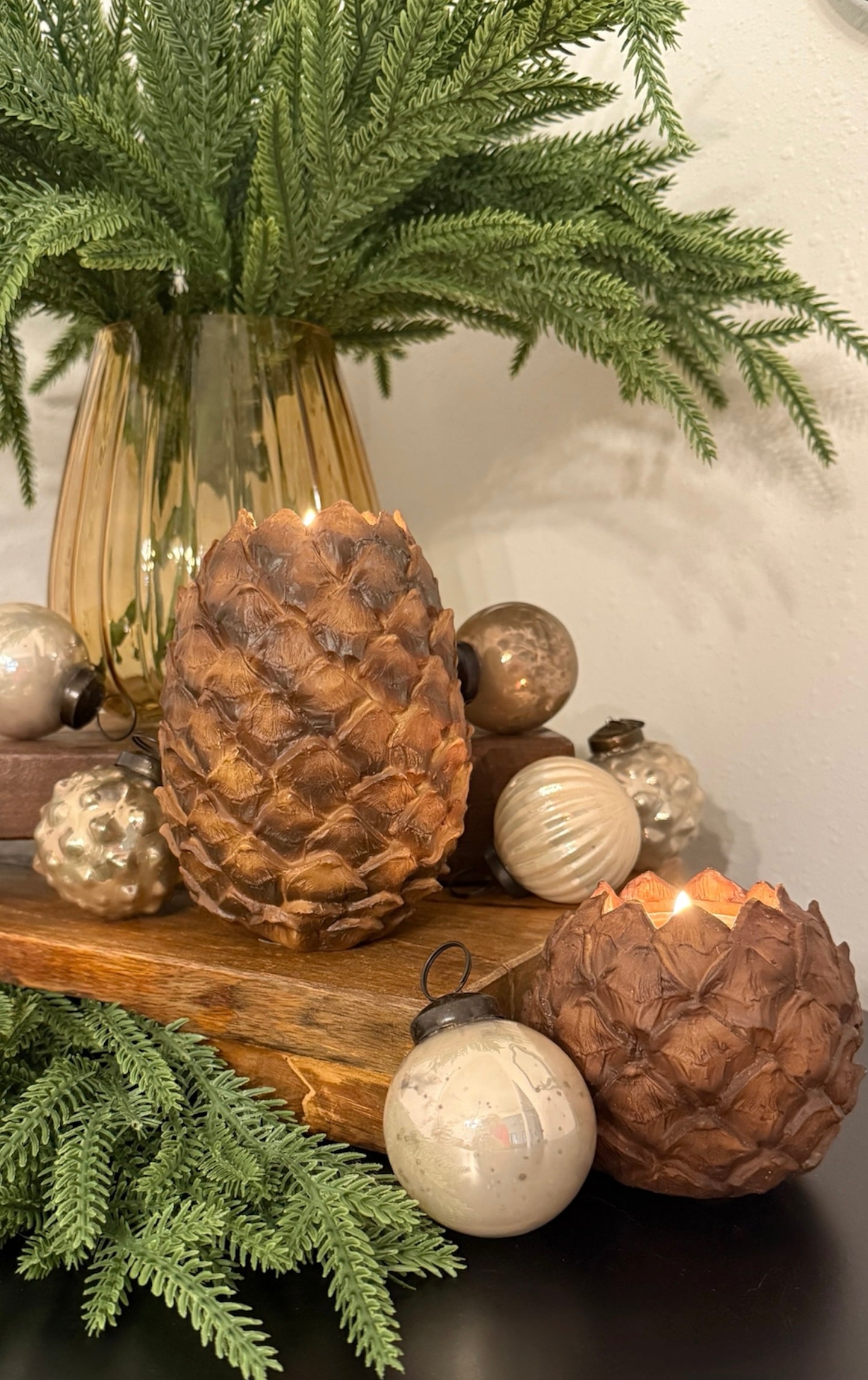 Natural Look Pinecone Tealight Holders- Brown (2 sizes)