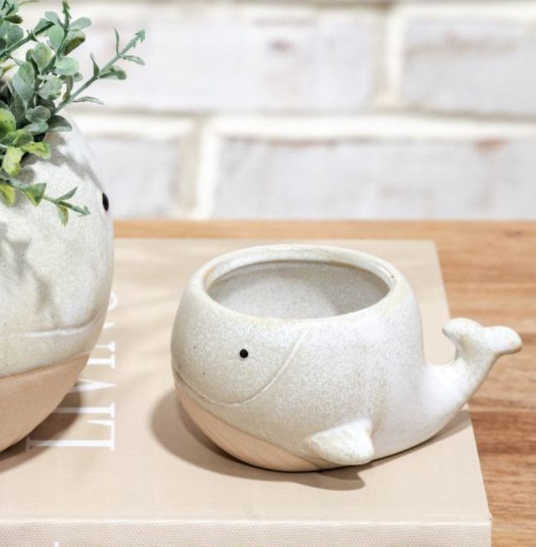 BEIGE WHALE PLANTER 4"
