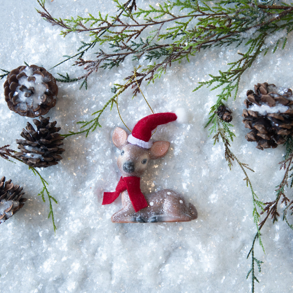 4"  COZY FAWN W/ SANTA HAT ORNAMENT