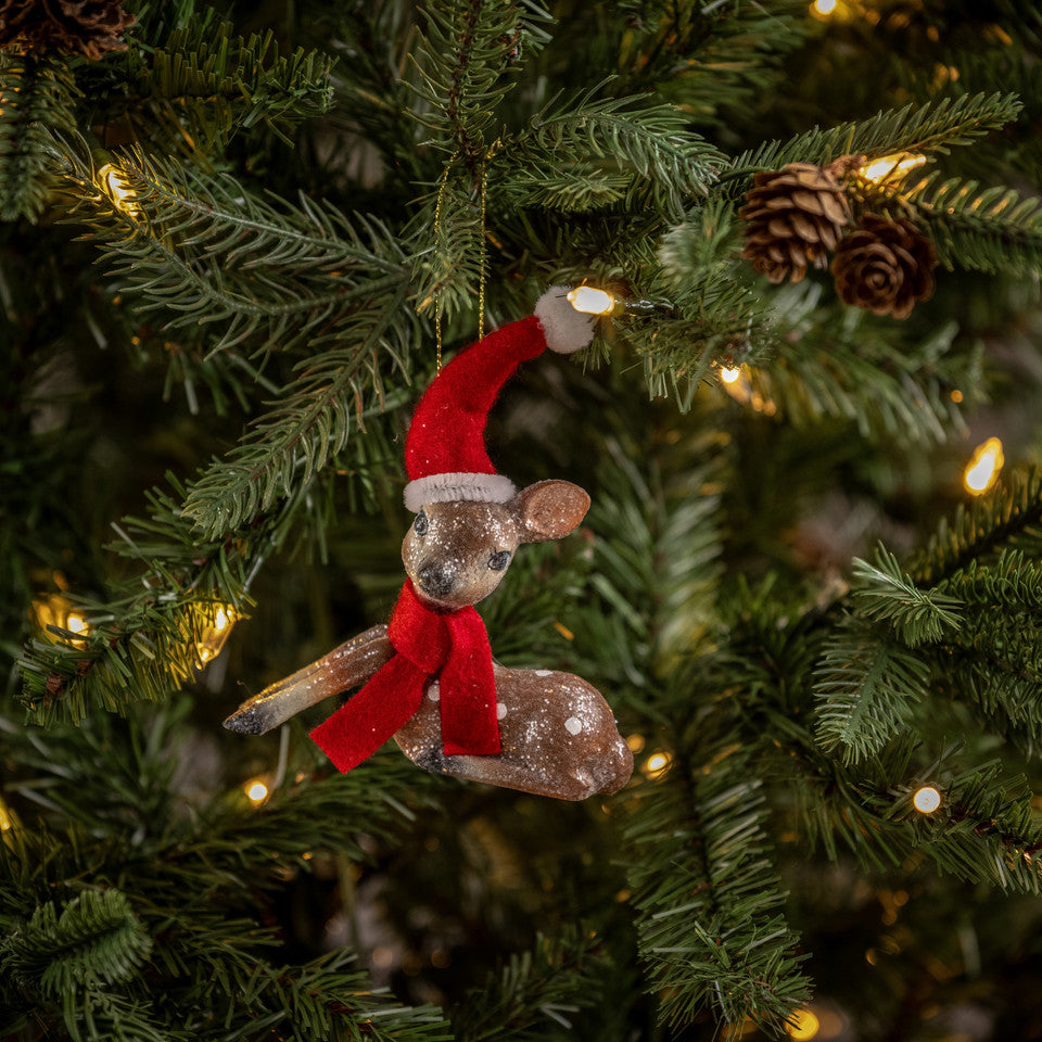 4.5" RESTING FAWN W/ SANTA HAT
