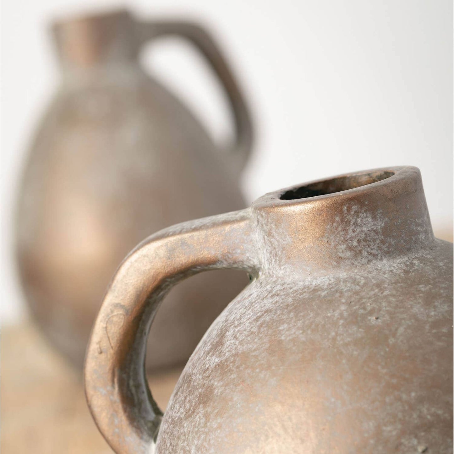 Stylish set of decorative Jugs (Set of 2)