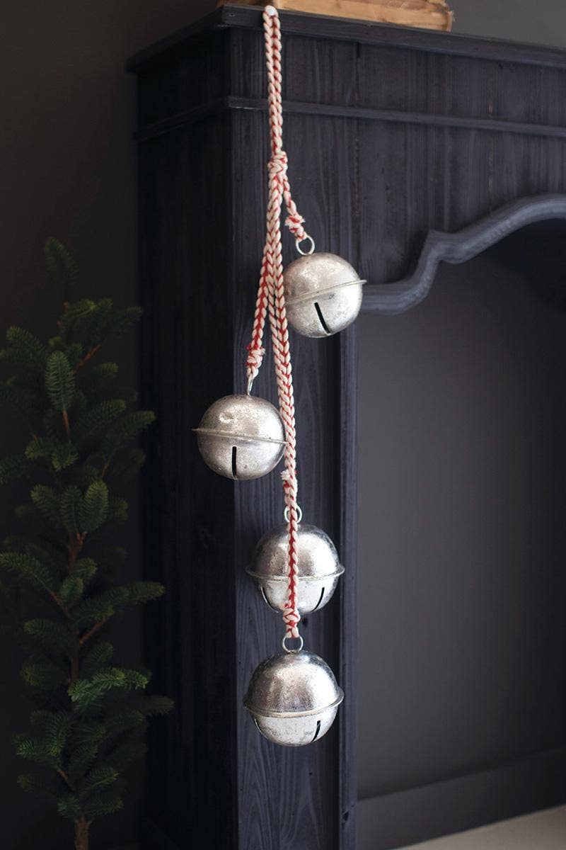 ANTIQUE SILVER JINGLE BELL CLUSTER