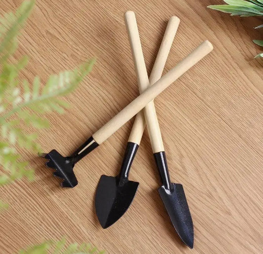 Gardening Tool Set - Wood